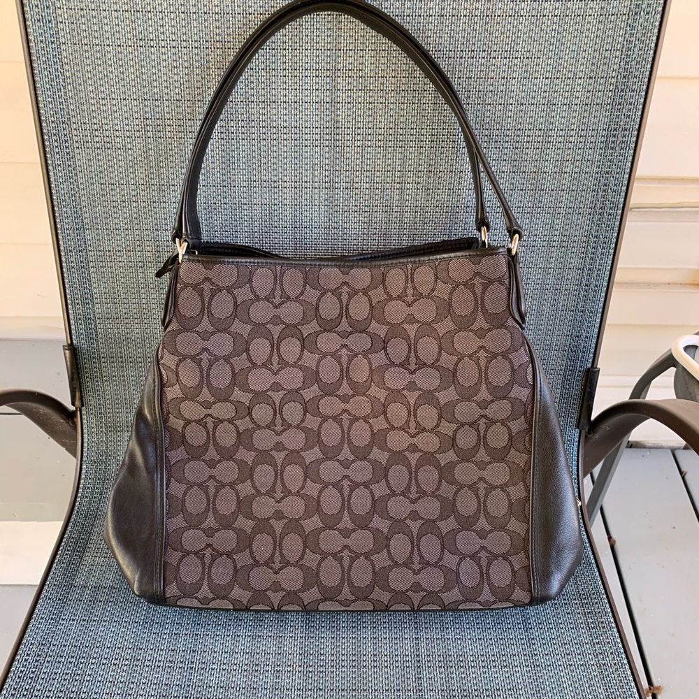Coach Shoulder Bag - Picture 2 of 6